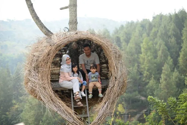 Dago Dream Park, Destinasi Wisata di Bandung dengan Pemandangan Cantik. Spot Foto-Fotonya pun Ciamik! 12