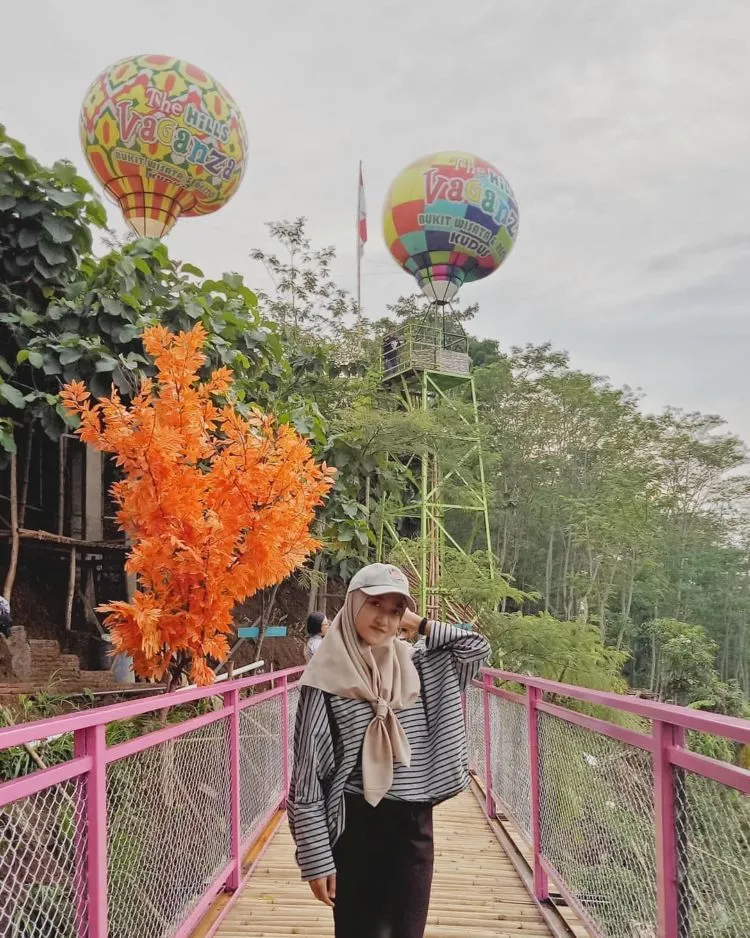 The Hills Vaganza, Wisata Kuliner Kekinian Ala Jepang di Kudus. Yuk Akhir Pekan ke Sana! 15