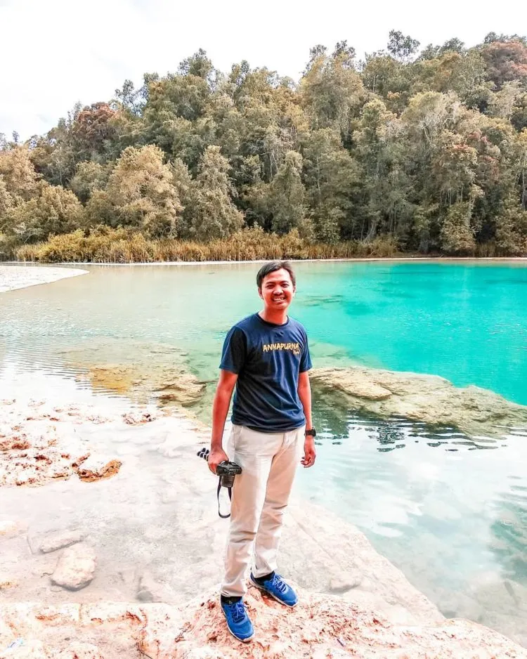 Kenalkan, Surga Tersembunyi itu Bernama Danau Framu. Keindahannya Bagaikan Cuilan Nirwana! 8