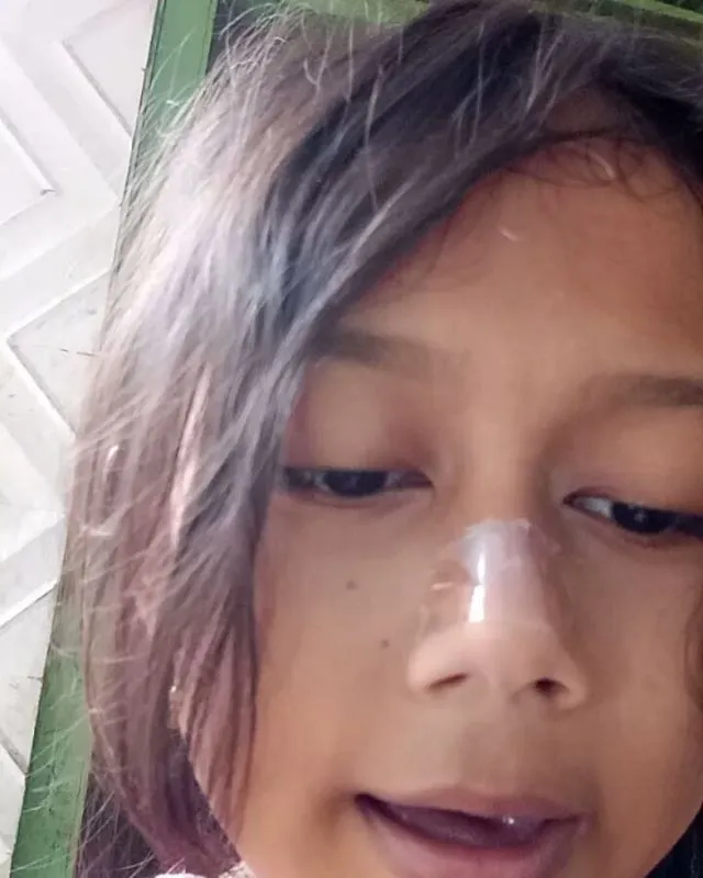 Viral Tutorial Make-up Pakai Sendok, Ini 6 Kreasi Nyentrik Beauty Vlogger Cilik Nayla. Keren Banget! 4