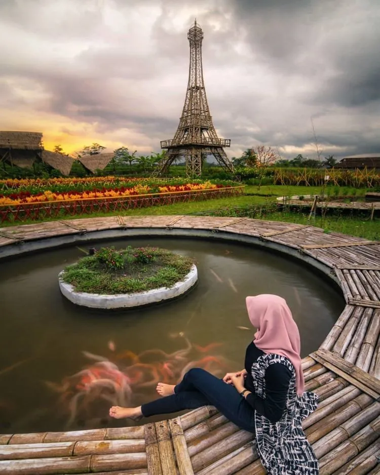 Taman Wisata Papringan, Spot Foto Instagramable di Magelang. Romantis Nggak Harus Sampai Paris! 10