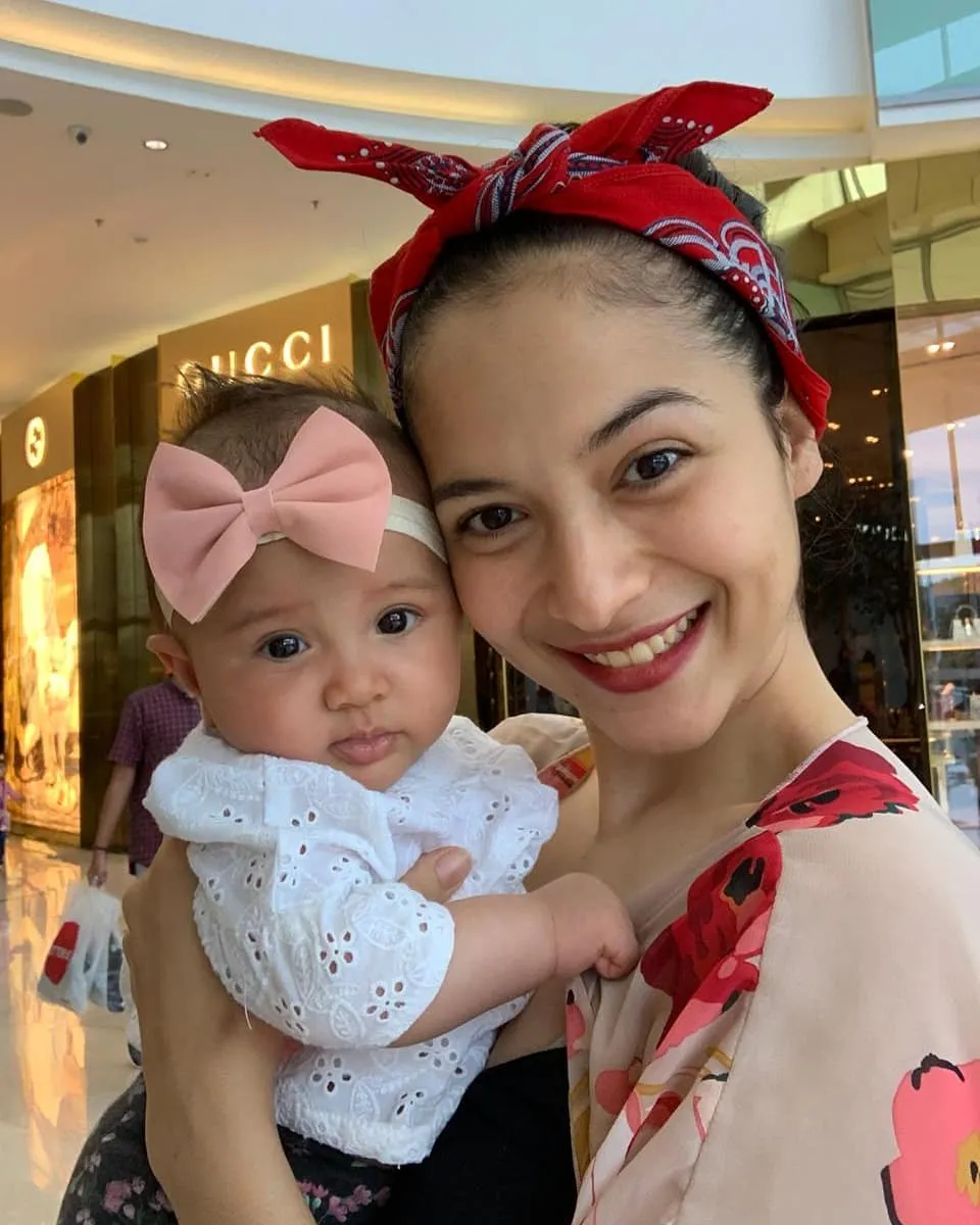 13 Potret Surinala, Putri Cantiknya Chicco Jerikho dan Putri Marino. Manis Banget! 21
