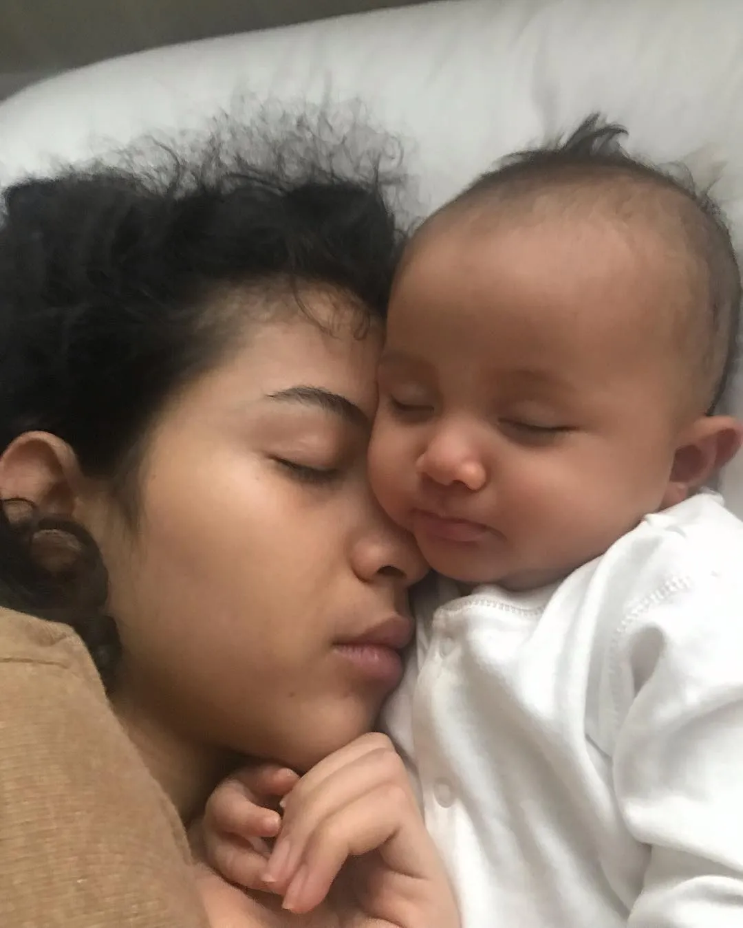 13 Potret Surinala, Putri Cantiknya Chicco Jerikho dan Putri Marino. Manis Banget! 16