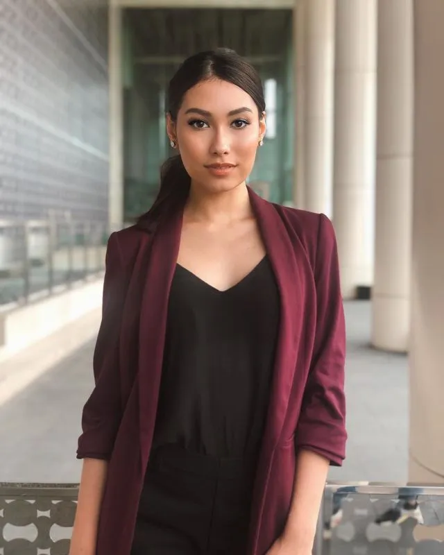 14 Gaya Elegan Frederika Alexis Cull, Puteri Indonesia Blasteran Lampung, Inggris dan Australia 24