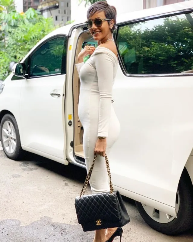 Kata Siapa Hamil Pasti Kucel? 10 Gaya Modis Kimmy Jayanti Pamer Baby Bump Ini Kecenya Maksimal! 13