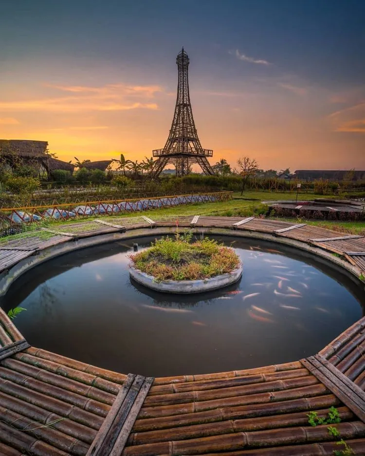 Taman Wisata Papringan, Spot Foto Instagramable di Magelang. Romantis Nggak Harus Sampai Paris! 8
