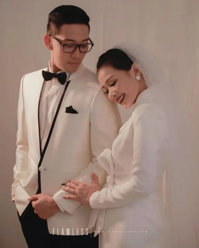 Mengulik 10 Potret Romantis Pernikahan Yuanita Christiani di Kapal Pesiar. Fotonya Bikin Baper! 10
