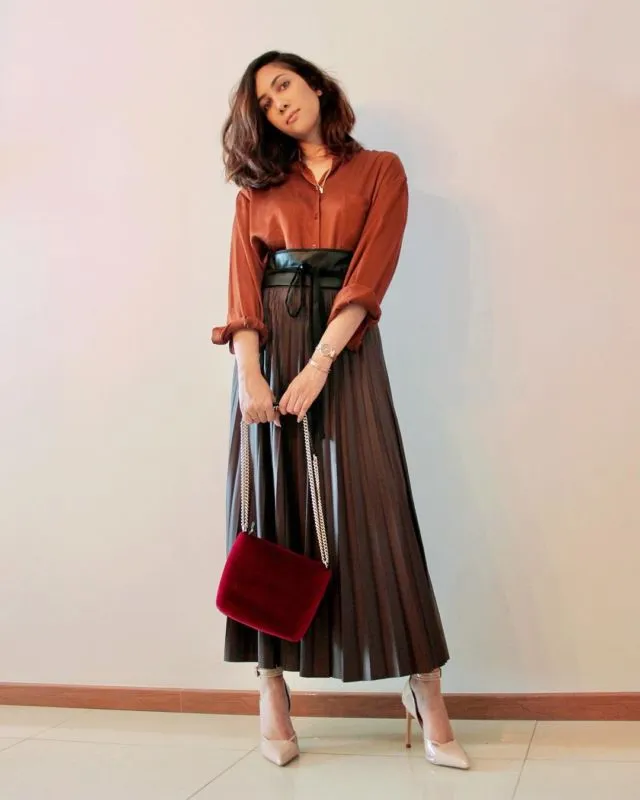 Dari Make-up, Kini Suhay Salim Rambah #OOTD Juga di Instagram. 8 Ide Padu Padannya Ini Elegan! 12