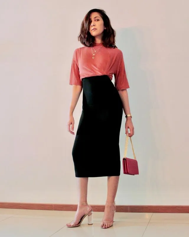 Dari Make-up, Kini Suhay Salim Rambah #OOTD Juga di Instagram. 8 Ide Padu Padannya Ini Elegan! 14