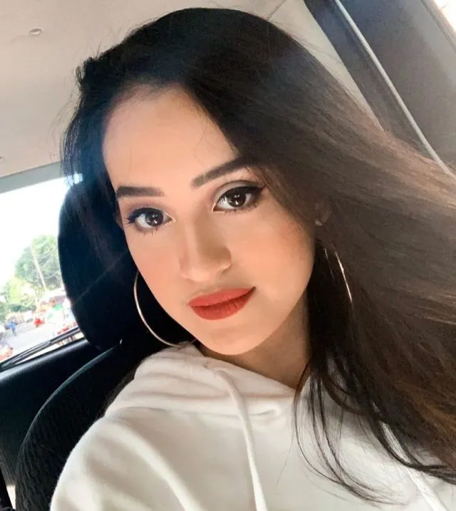 Anti Kusam, 9+ Peach Make-up Look ala Selebgram Ini Bisa Jadi Panutanmu. Bosan kan Merah Muda Melulu 21