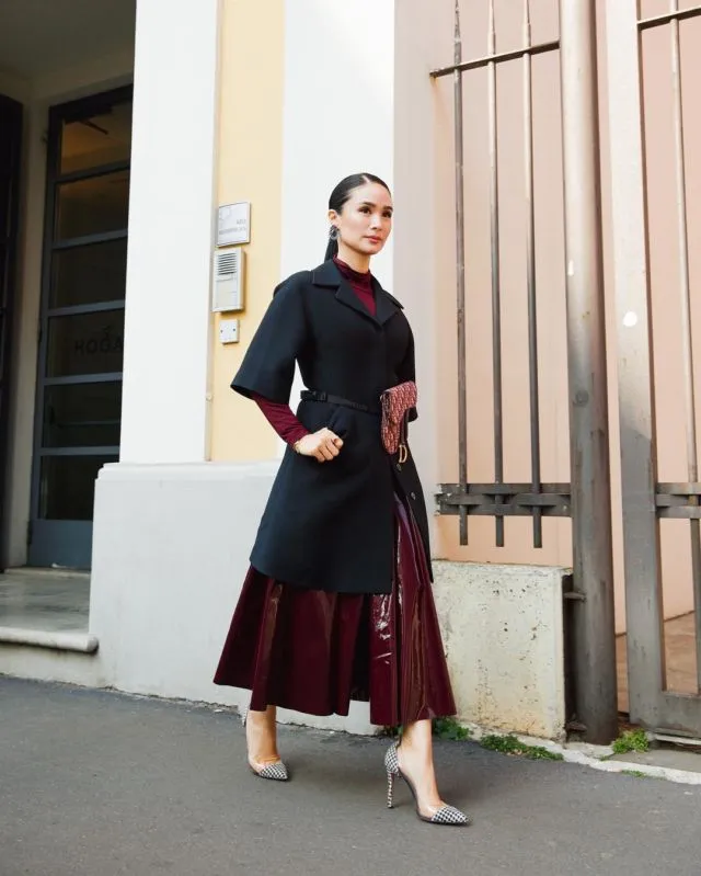 14 Gaya Fesyen Fantastis Heart Evangelista, Sosok Crazy Rich Asians Sungguhan di Dunia Nyata! 17