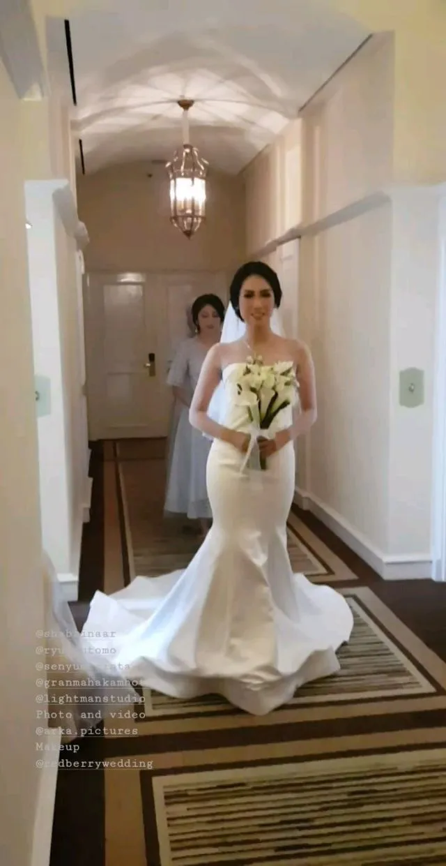Pacaran Singkat Langsung Nikah, Ini 14 Detail Pernikahan Romantis Pasangan Ryuji Utomo - Shabrina 25