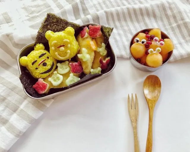 Lihat Bentuknya, Orang Tua Milenial Pasti Pengen Bisa Bikin 10 Bekal Unik Begini buat Anaknya 11
