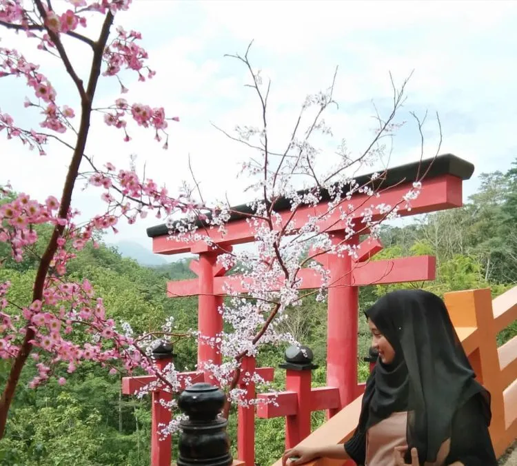 The Hills Vaganza, Wisata Kuliner Kekinian Ala Jepang di Kudus. Yuk Akhir Pekan ke Sana! 10