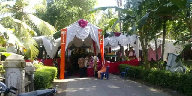 Menikah di Gedung VS Rumah, di Mana pun Nggak Masalah Asal Kamu Mempertimbangkan 7 Hal Ini 12