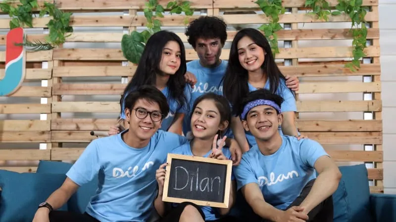 8 Tipe Penonton Film di Indonesia. Mulai yang Antusias Kebangetan Sampai yang Cuma Demen Artisnya 12