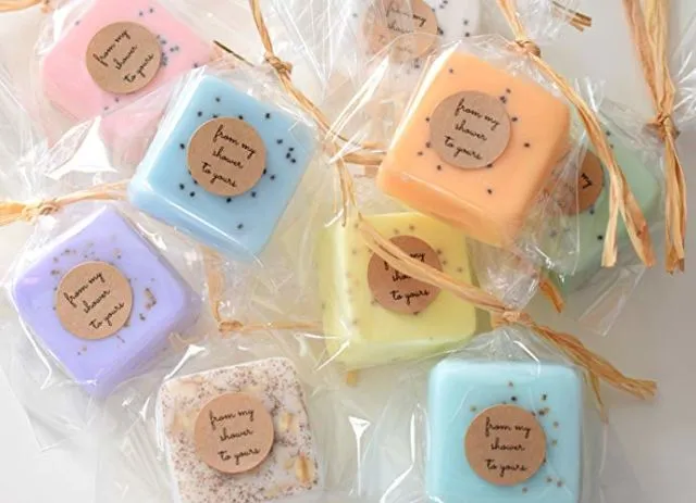 12 Ide Kemasan Cantik Sabun Handmade untuk Suvenir Nikah. Yakin, Pasti Nggak Bakal Cuma Dipajang! 16