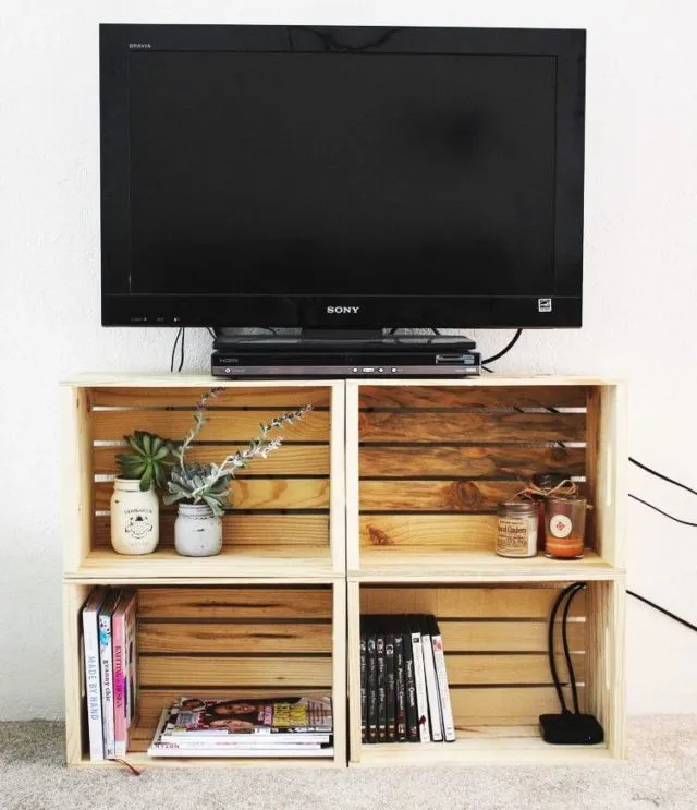 9 DIY Rak TV dari Kayu yang Desainnya Kece dan Bisa Dibikin Sendiri. Seminggu Jadi! 11