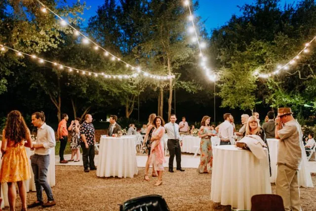Bukan Cuma Soal Cuaca, Ini 5 Pertimbangan Penting Saat Pilih Resepsi Nikah Indoor atau Outdoor 9