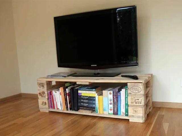 9 DIY Rak TV dari Kayu yang Desainnya Kece dan Bisa Dibikin Sendiri. Seminggu Jadi! 13