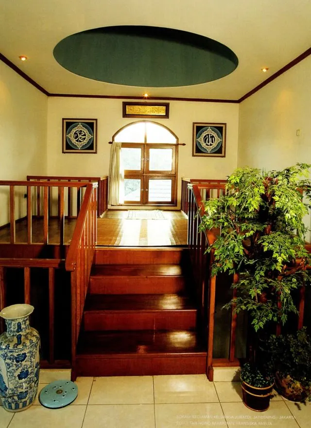 11+ Desain Ruang Sholat Minimalis di Dalam Rumah 19