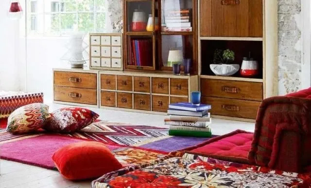 12 Desain Ruang Tamu Lesehan yang Minimalis 17