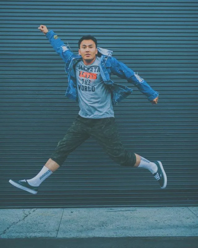 Intip Gaya Wijaya Saputra di Luar Arena Basket yang Stylish Menarik. Pantas Kalau Banyak yang Melirik 17