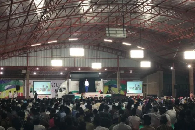 Jokowi-Ma'ruf Luncurkan Kampanye Hologram Demi Lebih Menjangkau Daerah Padat. Efektifkah? 5