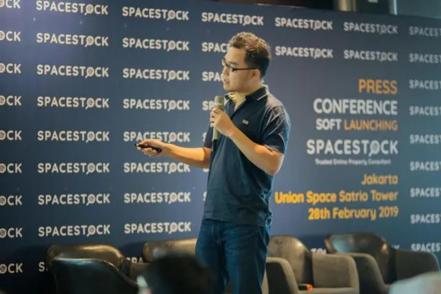 Pasangan Milenial Bisa Andalkan SpaceStock Buat Cari Hunian. Tinggal Klik-klik Saja 4