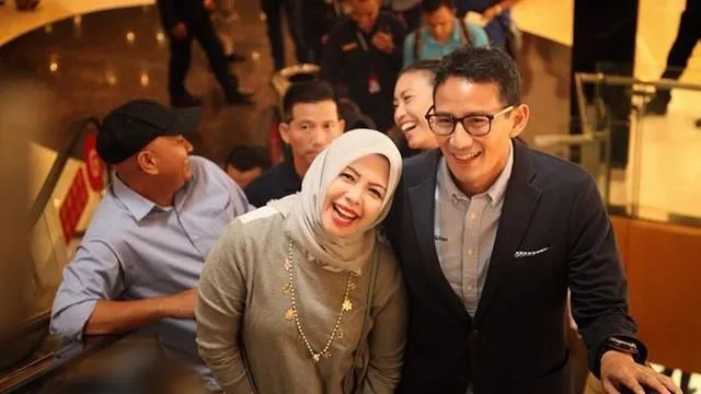Seorang Mahasiswi Bilang ke Sandiaga Uno Ingin Jadi Istri Kedua. Begini Tanggapan Nur Asia 4