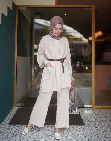 11 Pesona Aghnia Punjabi Saat Foto 'Meringis'. Aduhai Manis! 18