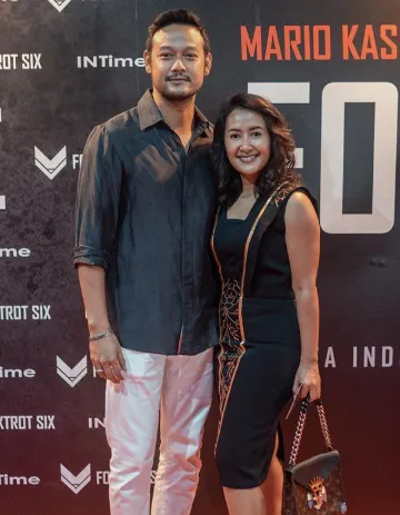 Romantisme Dwi Sasono dan Widi Mulia yang Nggak Lekang Zaman. Panutan Banget Buat Para Milenial! 11