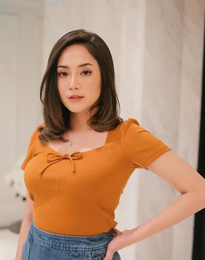 Kepoin Gina Meidina, Influencer asal Jogja 15