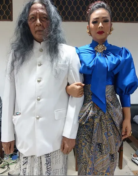 Sudjiwo Tejo Foto Bareng Soimah, Dua Sosok Ini Langsung Curi Perhatian. Idola Sih Emang! 2
