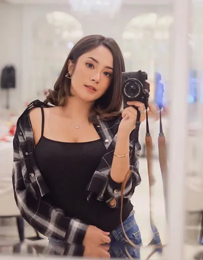 Kepoin Gina Meidina, Influencer asal Jogja 11