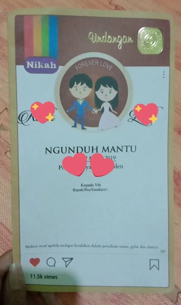 14 Desain Undangan Nikah yang Paling Out of The Box. Saking Kreatifnya Malah Bikin Kita Jadi Ngakak 24