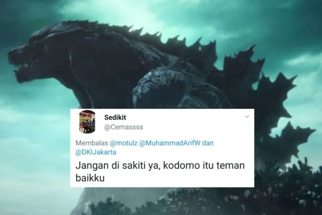 Beredar Video Petugas Oranye Temukan Biawak Jumbo, Bukannya Kaget Malah Dibercandain Warganet. Kocak! 24