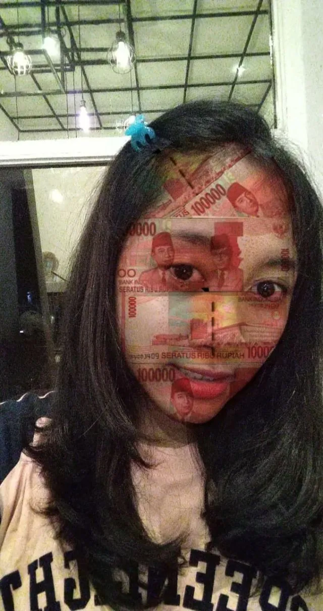 Nggak Takut Dibercandain, 'Sobat Misqueen' ini Minta Fotonya Dieditin Jadi Orang Kaya. Maha Kocak! 28