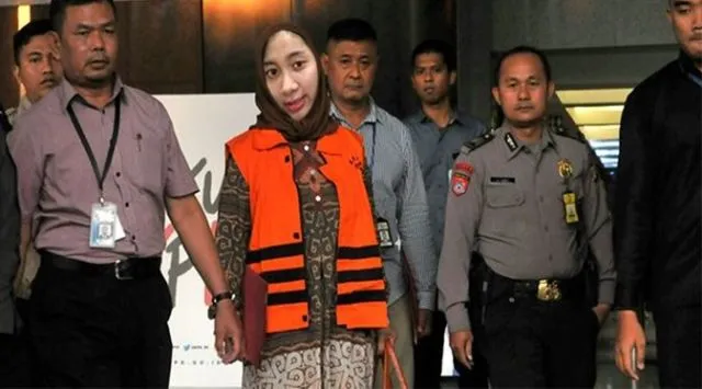 Nggak Takut Dibercandain, 'Sobat Misqueen' ini Minta Fotonya Dieditin Jadi Orang Kaya. Maha Kocak! 19