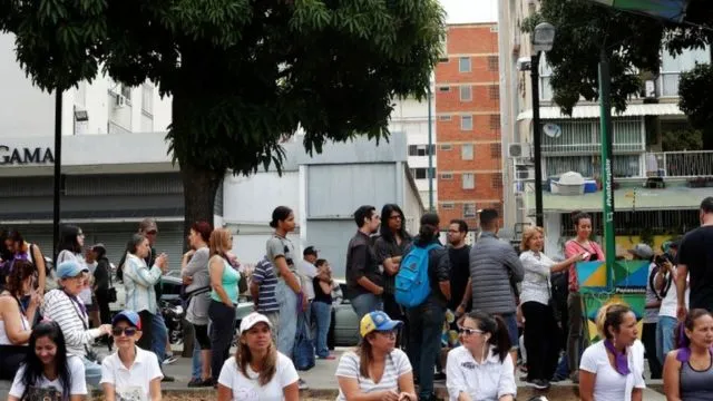 13 Potret dari Babak Terbaru Penderitaan Warga Venezuela. 70% Wilayahnya Kini Gelap Gulita 19