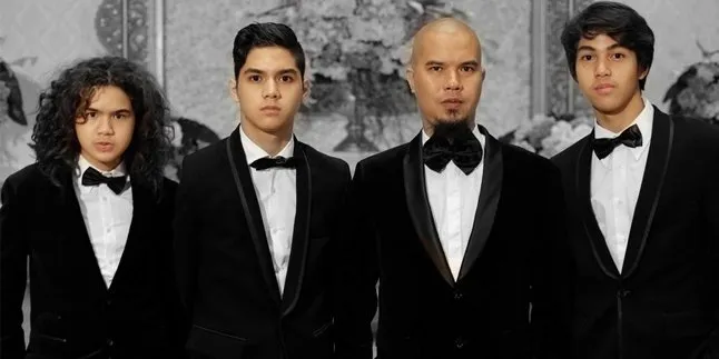 Obati Kerinduan Lewat Karya, Dul Jaelani Bikin Video Klip Lagu