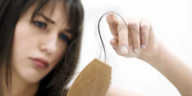 Rambut Mendadak Rontok Pasca-Melahirkan Jangan Sampai Bikin Tambah Stres, ini Trik Mengatasinya 3