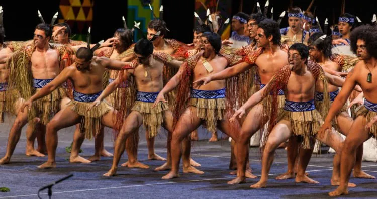 Mengenal Haka, Tarian Emosional untuk Hormati Korban Tragedi Penembakan di Masjid New Zealand 10