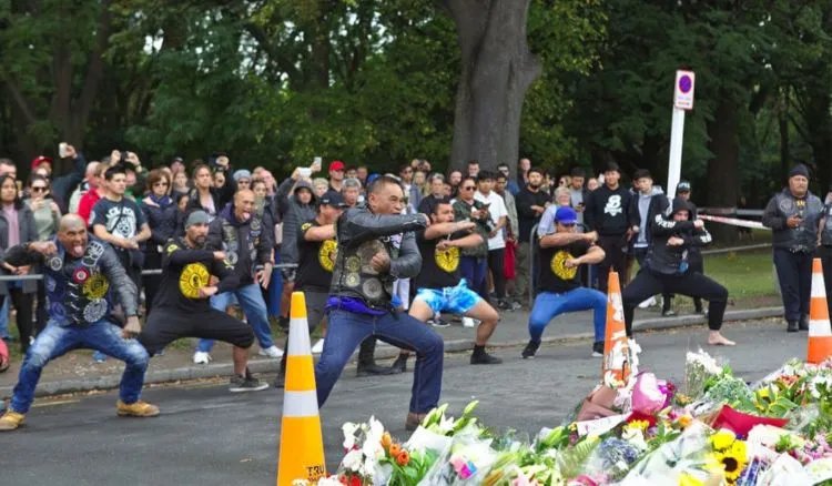 Mengenal Haka, Tarian Emosional untuk Hormati Korban Tragedi Penembakan di Masjid New Zealand 16