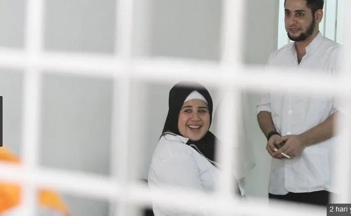 Meski Masih dalam Tahap Rehabilitasi Kasus Narkobanya, Dhawiya dan Suami Resmi Menikah Hari Ini 4