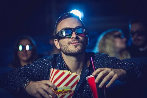8 Tipe Penonton Film di Indonesia. Mulai yang Antusias Kebangetan Sampai yang Cuma Demen Artisnya 9