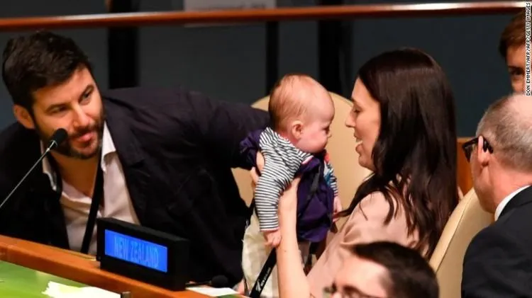 Tuai Banyak Pujian, PM New Zealand Ini Ternyata Working Mom yang Bikin Banyak Gebrakan 18