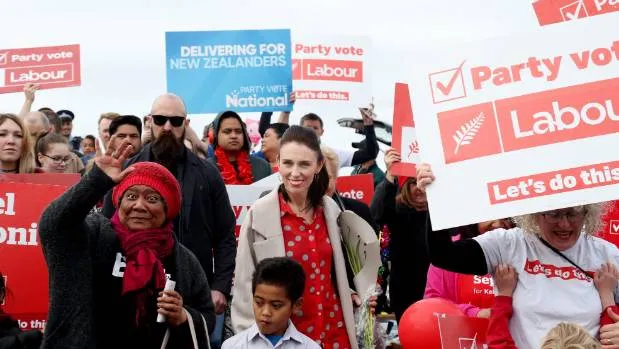 Tuai Banyak Pujian, PM New Zealand Ini Ternyata Working Mom yang Bikin Banyak Gebrakan 12