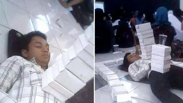 13 Keusilan Teman yang Menembus Batas Kewajaran. Kalau Nggak Akrab, Mana Bisa Sejahil ini~ 14