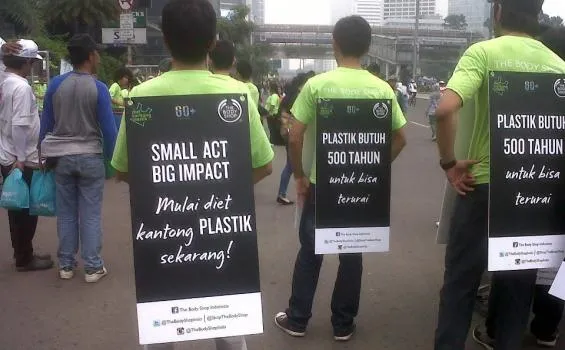 6 Cara yang Bisa Kita Lakukan untuk Selamatkan Biota Laut, Agar Tak Ada Lagi Paus Mati Karena Plastik 10
